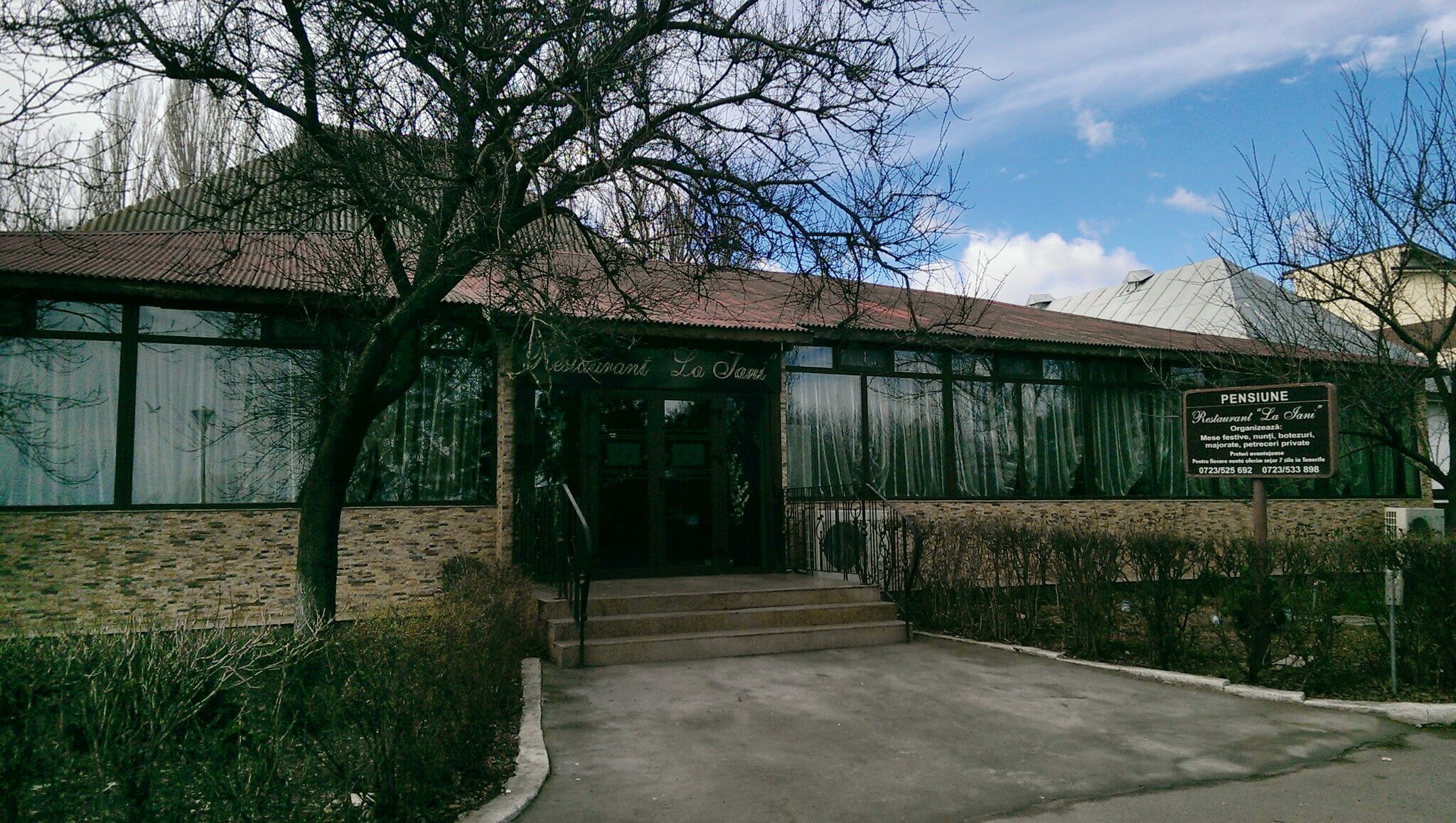 Restaurant la iani constanta